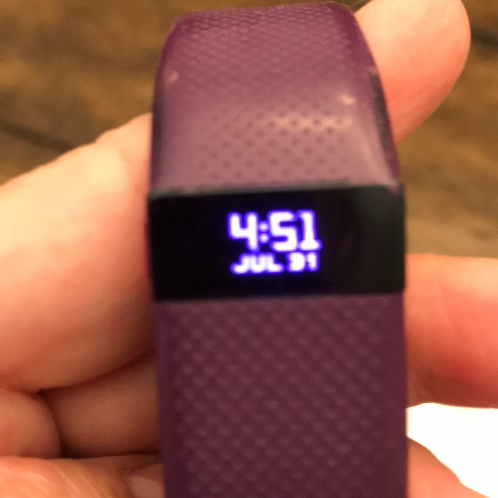 Fitbit Watch - Picture 3 of 7